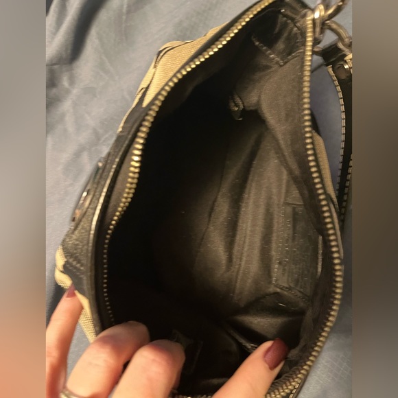 Coach - Picture 3 of 6